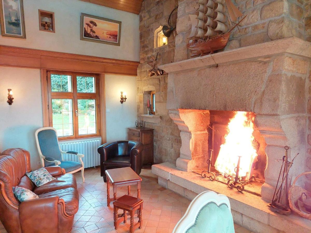 הוילה Saint-Pol-de-Léon Breton Granite Stone House With Fantastic Sea Views מראה חיצוני תמונה