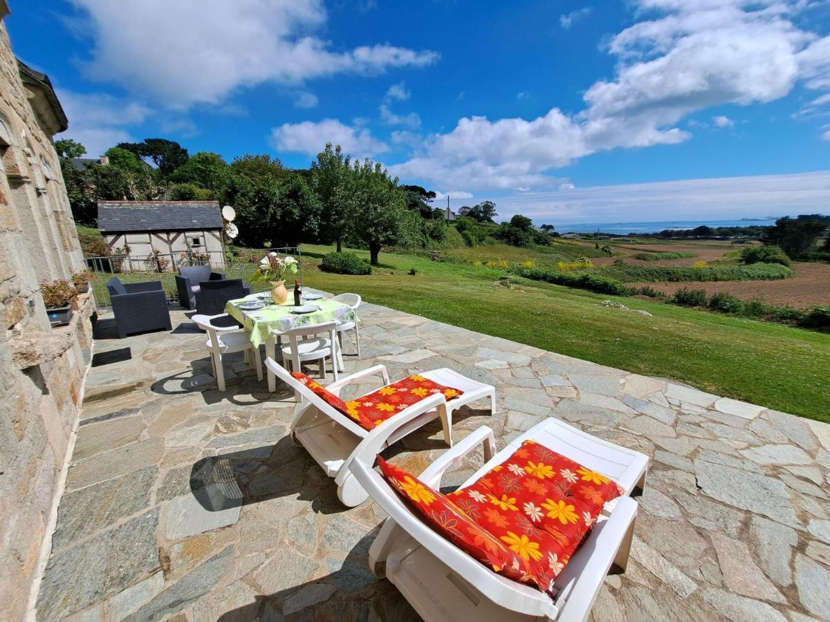 הוילה Saint-Pol-de-Léon Breton Granite Stone House With Fantastic Sea Views מראה חיצוני תמונה